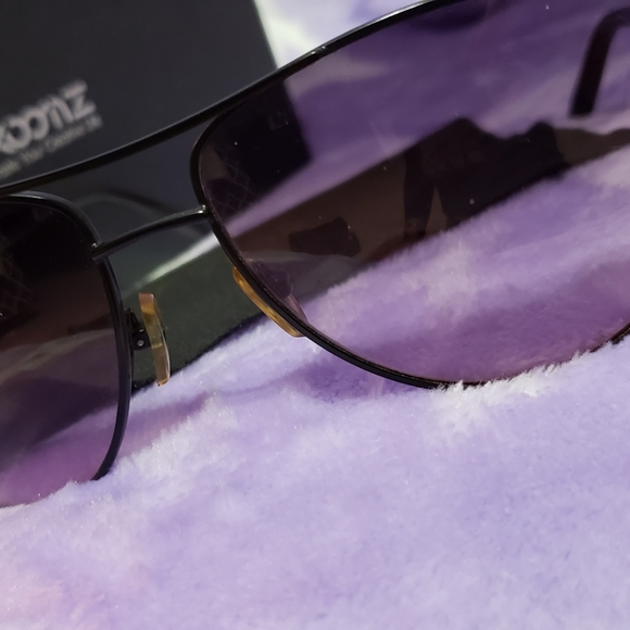 Sunglasses - Picture 5 of 5